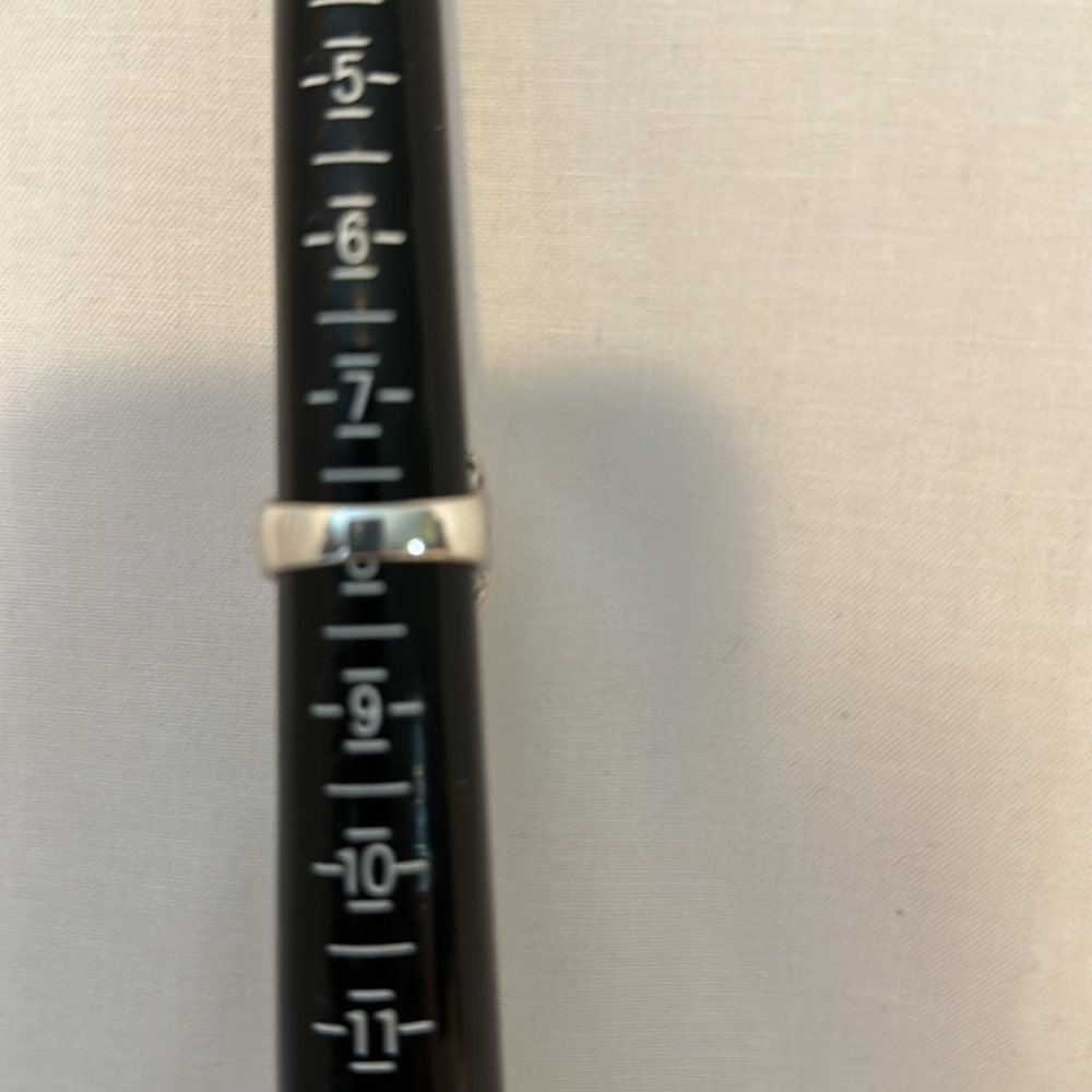 Silver ring - Picture 3 of 6